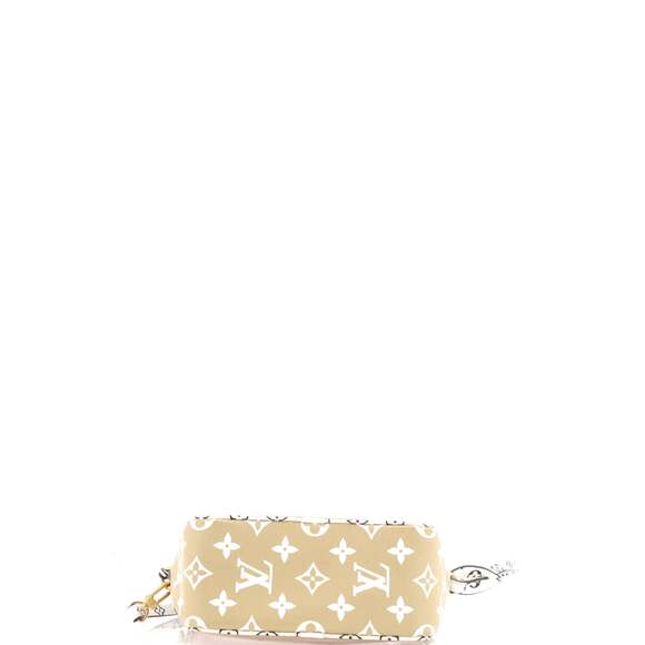 Louis Vuitton Beach Pouch Limited #158669L99B - Picture 5 of 9